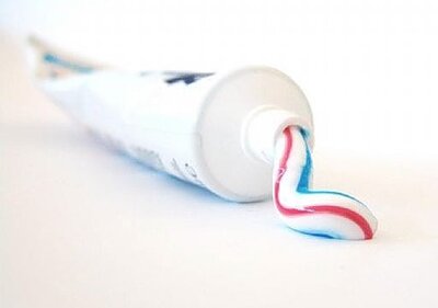 Частое использование зубной пасты - опасно